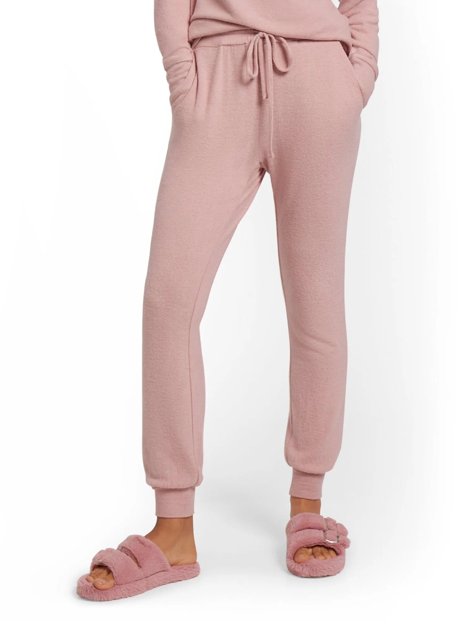 Super-Soft Knit Slim Jogger Pant